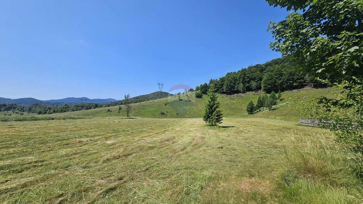 Terreno edificabile Mrkopalj, 7.901m2