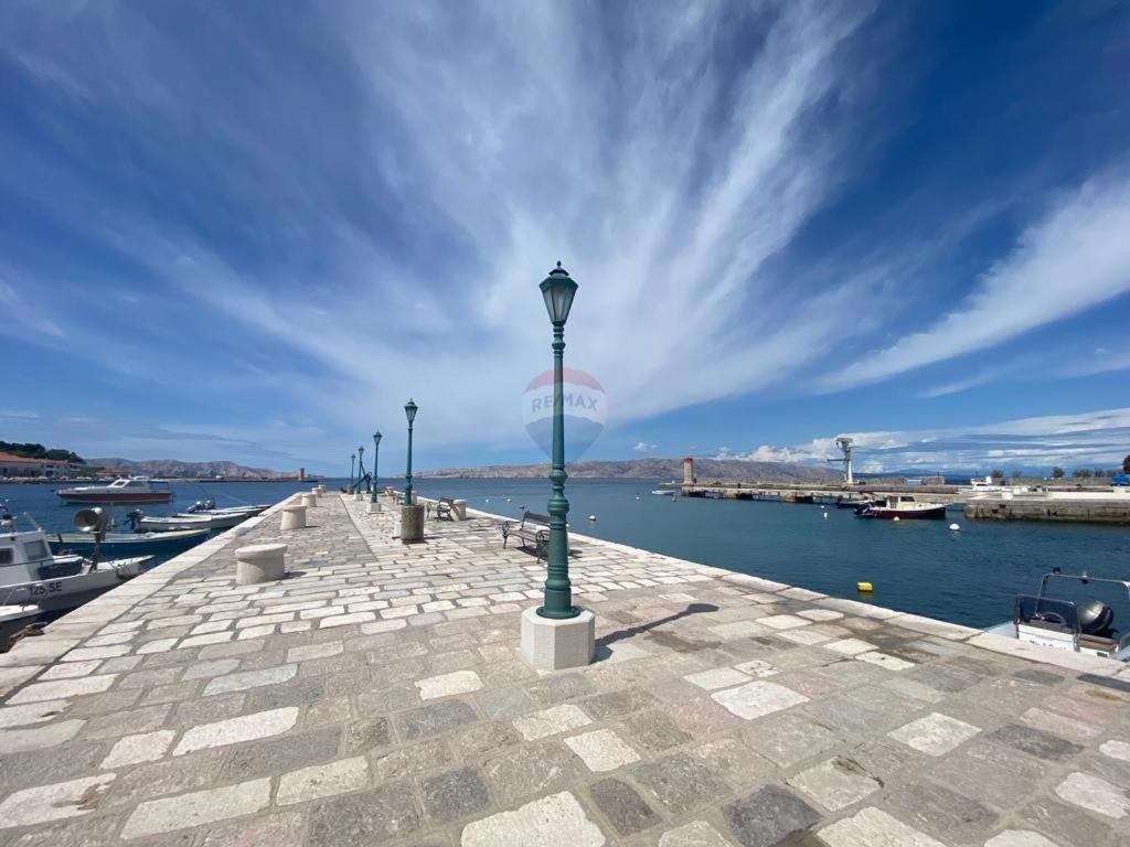 Senj – appartamento con una camera da letto sul mare