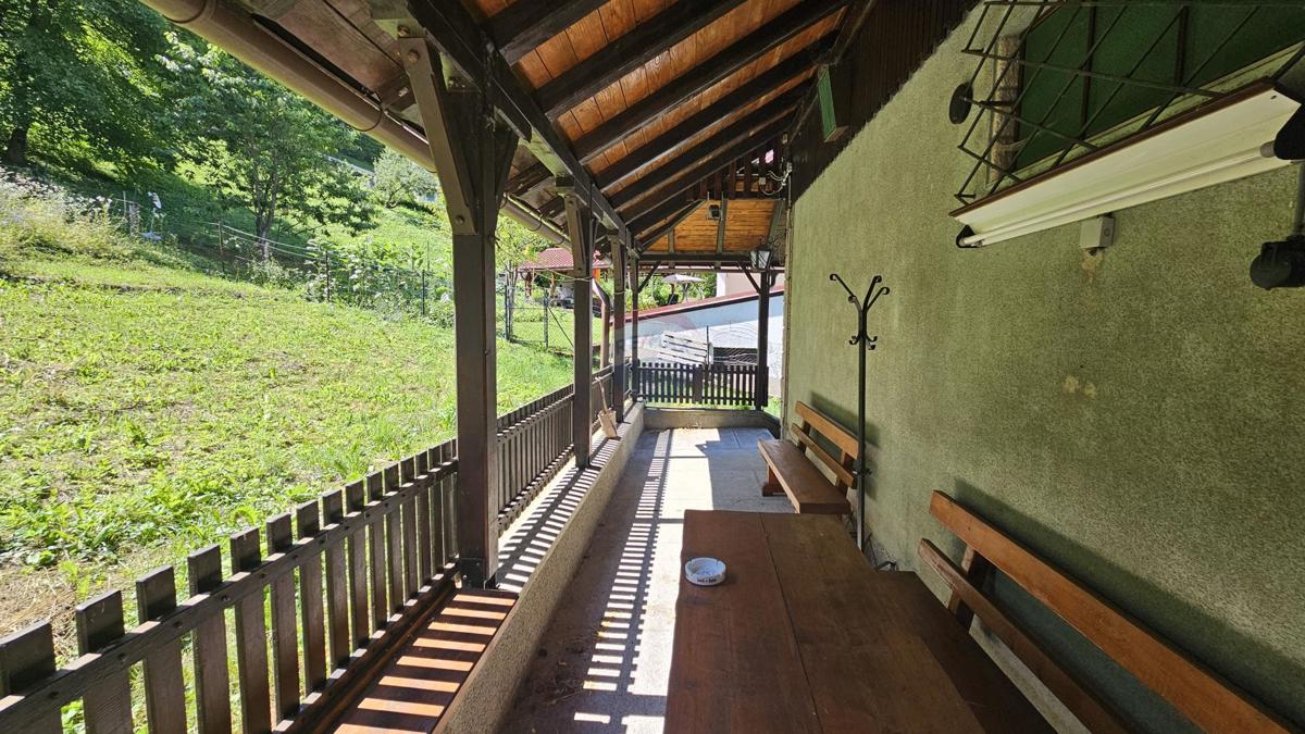 Casa Divjake, Skrad, 260m2