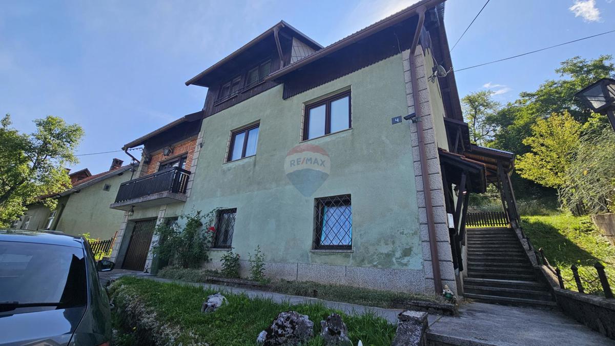 Casa Divjake, Skrad, 260m2