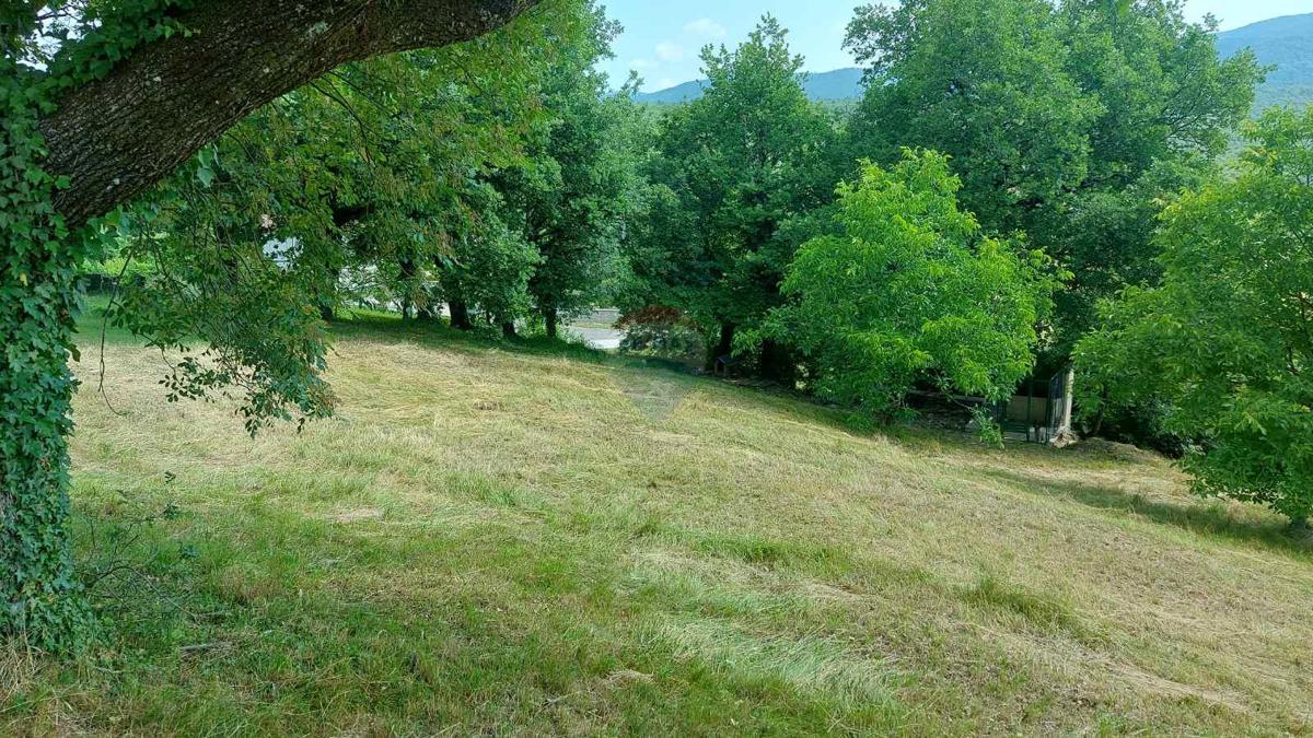 Terreno edificabile Lupoglav, 778m2