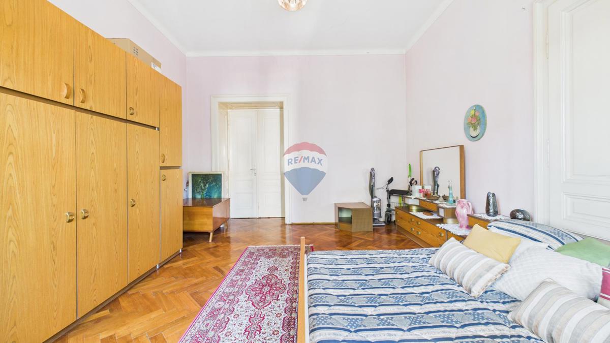 Pola, centro – Appartamento in villa austro-ungarica