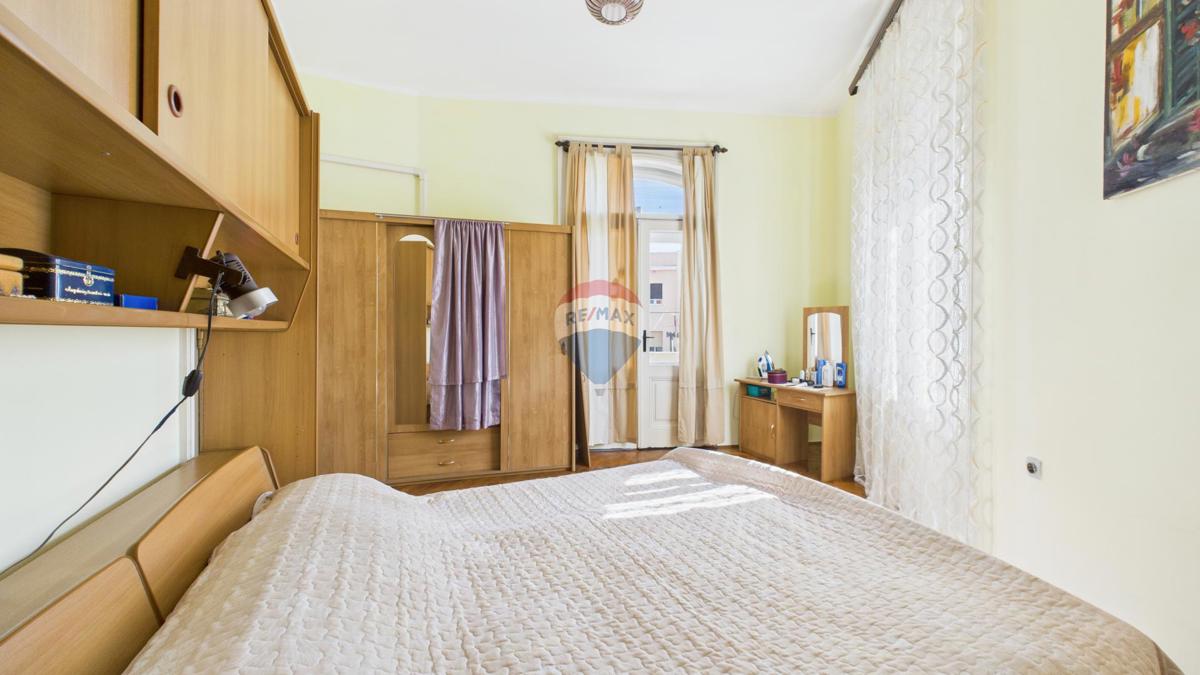 Pola, centro – Appartamento in villa austro-ungarica