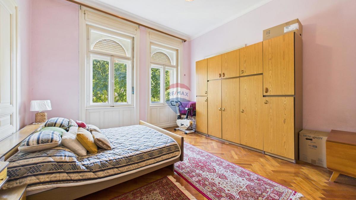 Pola, centro – Appartamento in villa austro-ungarica