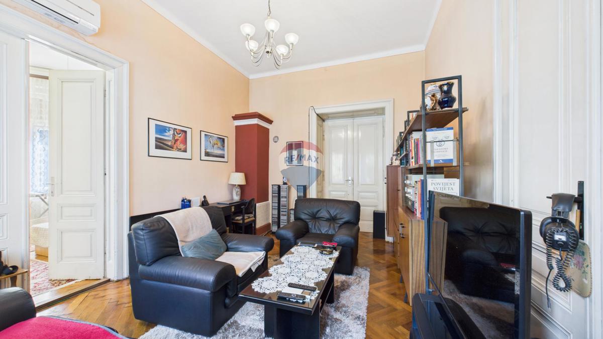 Pola, centro – Appartamento in villa austro-ungarica