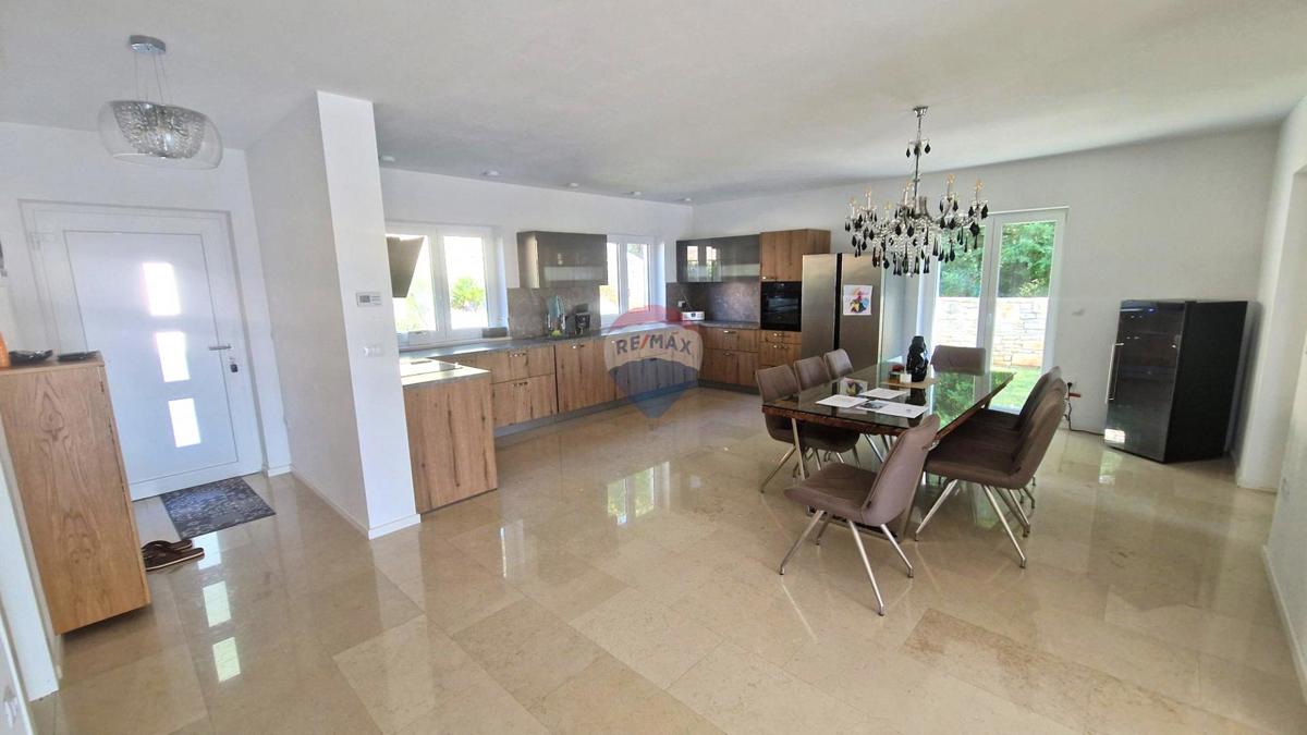 Casa Rovinjsko Selo, Rovinj, 220m2