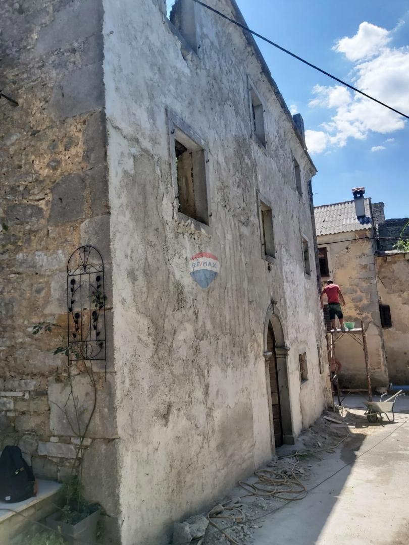 Casa Lindar, Pazin - Okolica, 103m2