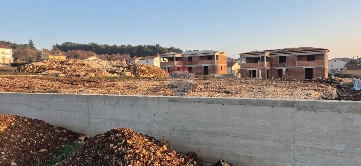 Terreno edificabile Višnjan, 1.000m2