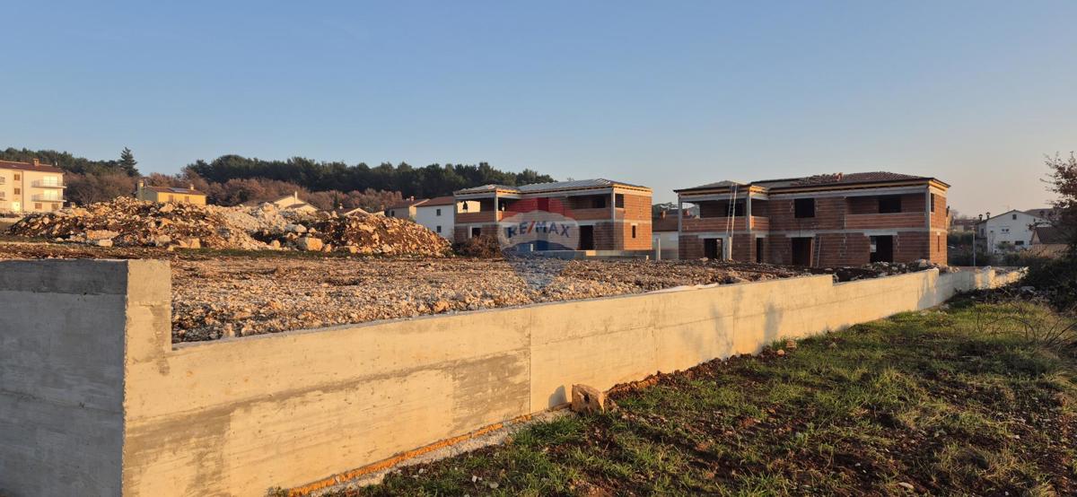 Terreno edificabile Višnjan, 1.000m2