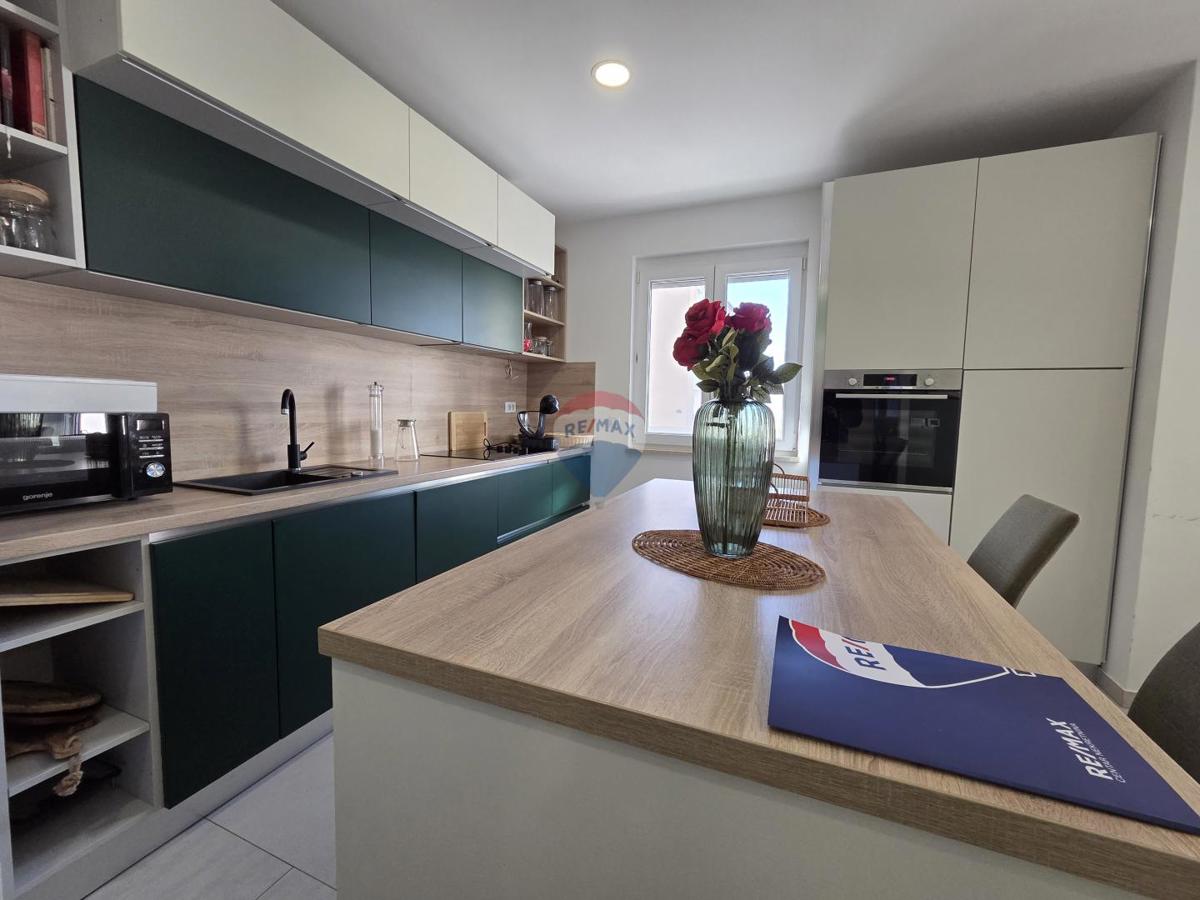 Appartamento Doričići, Kostrena, 173m2