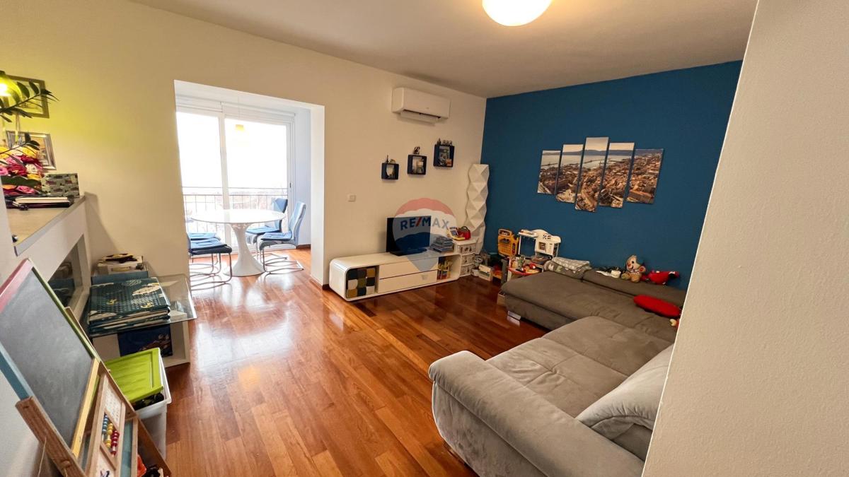 Appartamento Paveki, Kostrena, 74m2