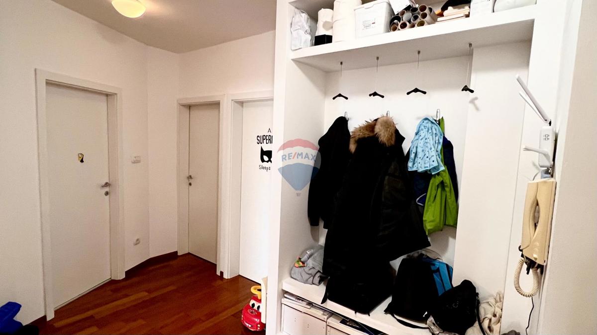 Appartamento Paveki, Kostrena, 74m2