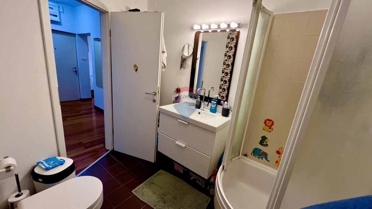 Appartamento Paveki, Kostrena, 74m2