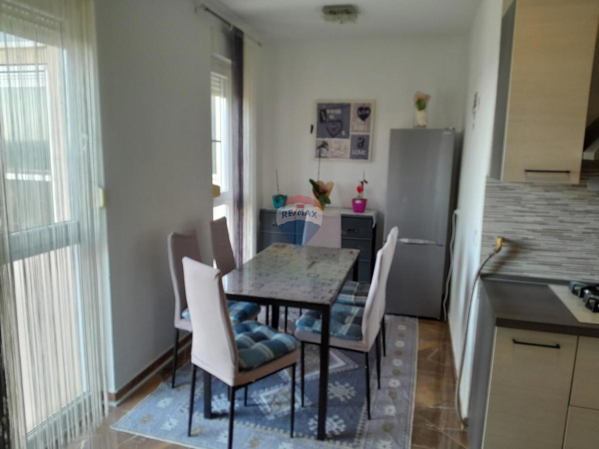 Appartamento Vidikovac, Pula, 66,24m2