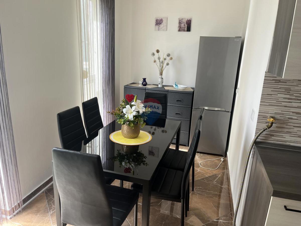 Appartamento Vidikovac, Pula, 66,24m2