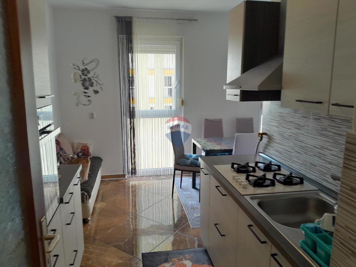 Appartamento Vidikovac, Pula, 66,24m2