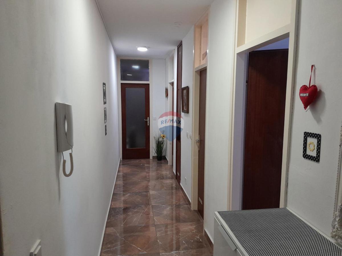 Appartamento Vidikovac, Pula, 66,24m2