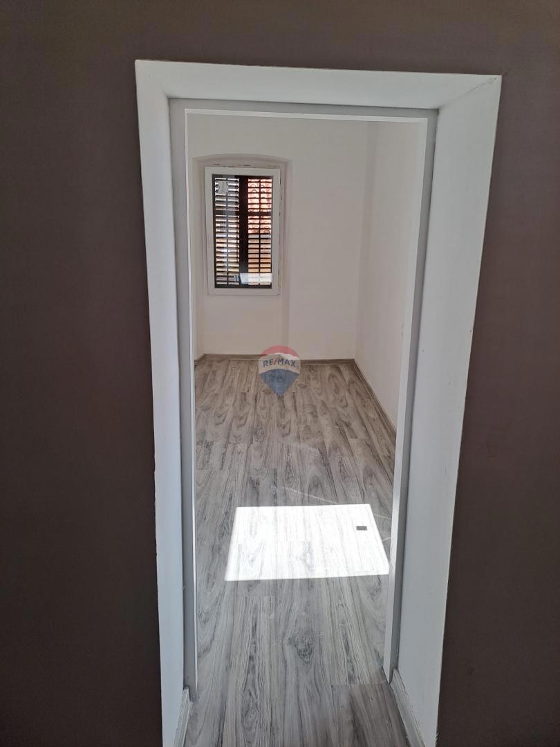 Istria, Pola – Appartamento nel centro di Pola, zona pedonale, 70 m2, ristrutturato