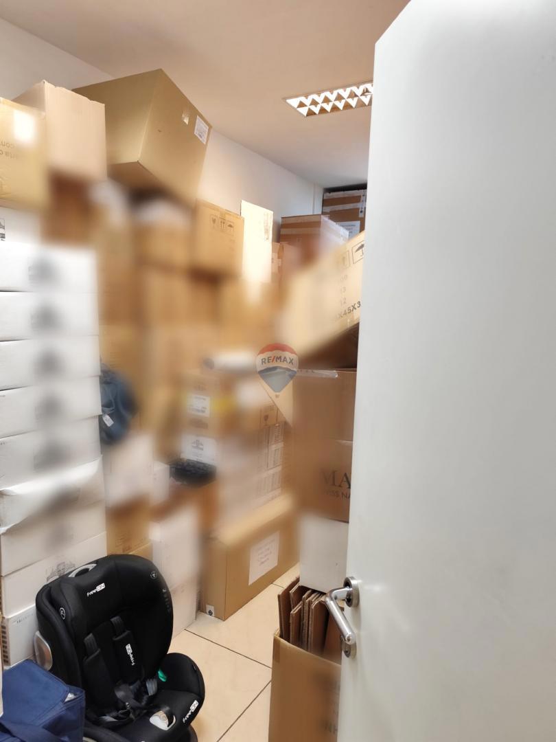 Attività commerciale Škurinje, Rijeka, 82,68m2