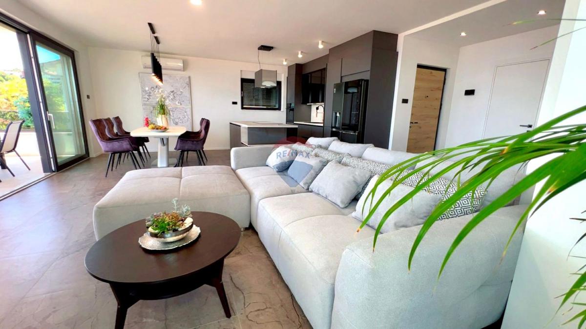 Appartamento Ičići, Opatija - Okolica, 150m2