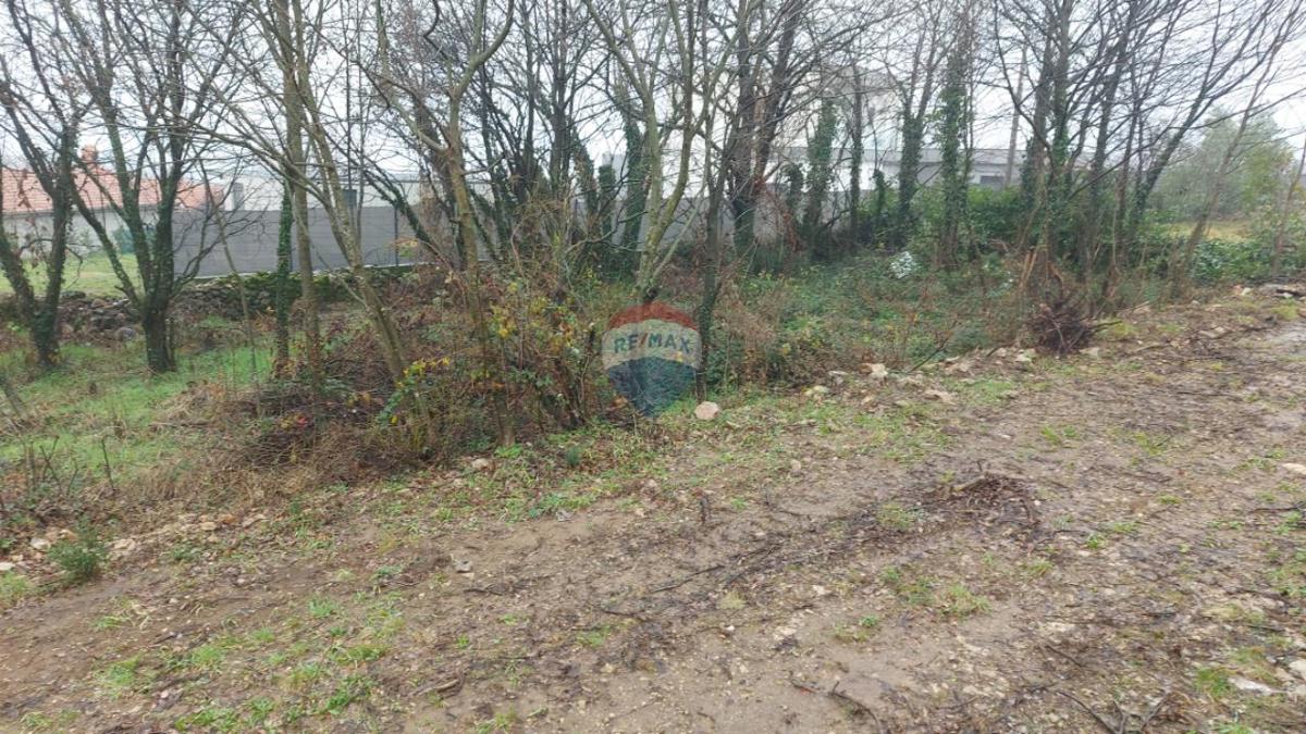 Terreno edificabile Marčelji, Viškovo, 1.043m2