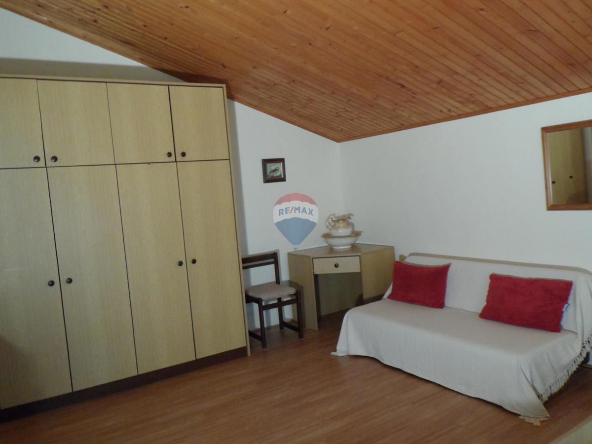 ISTRIA, NOVA VAS – Casa con piscina e appartamento