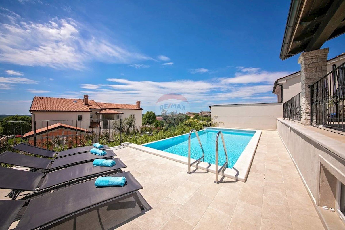 Villa Singola/Casa Vacanza Sveti Lovreč, 144m2