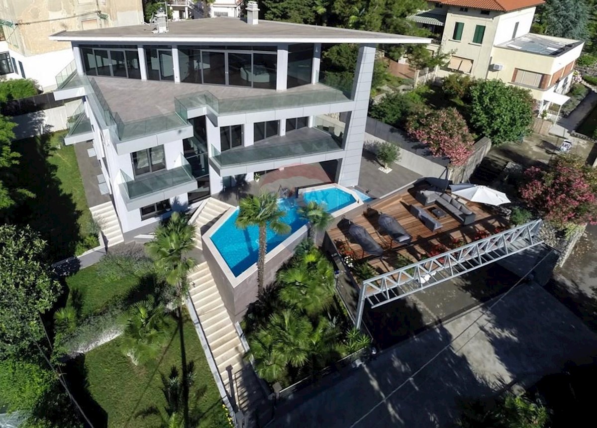 Villa Singola/Casa Vacanza Opatija - Centar, Opatija, 758m2