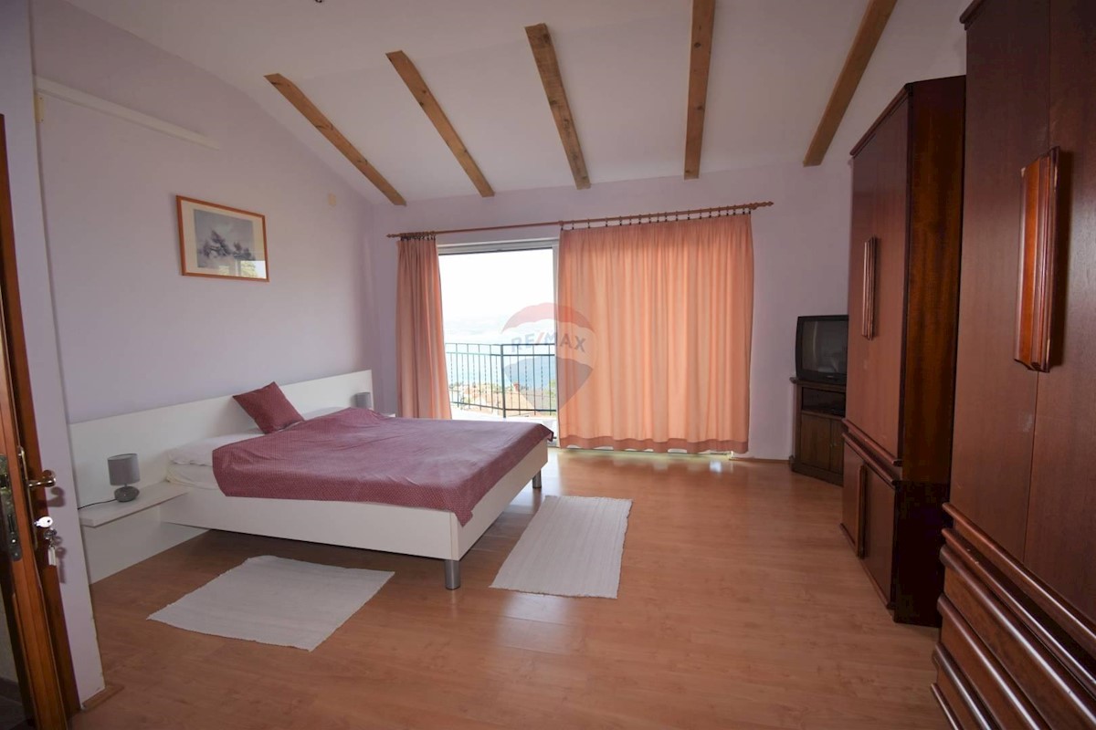 Villa Singola/Casa Vacanza Crikvenica, 420m2