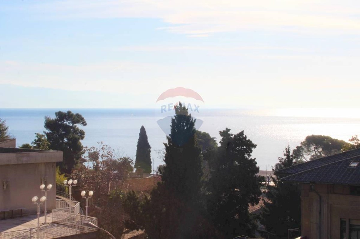 Villa Singola/Casa Vacanza Opatija - Centar, Opatija, 330m2