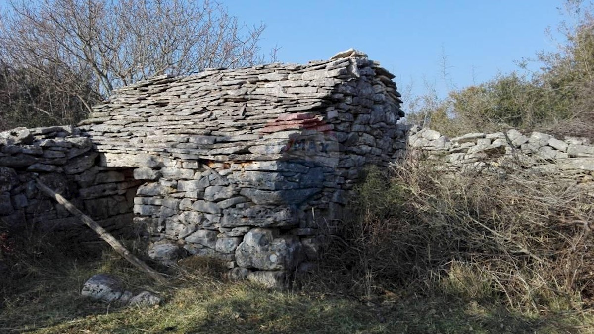 Terreno agricolo Peroj, Vodnjan, 3.039m2