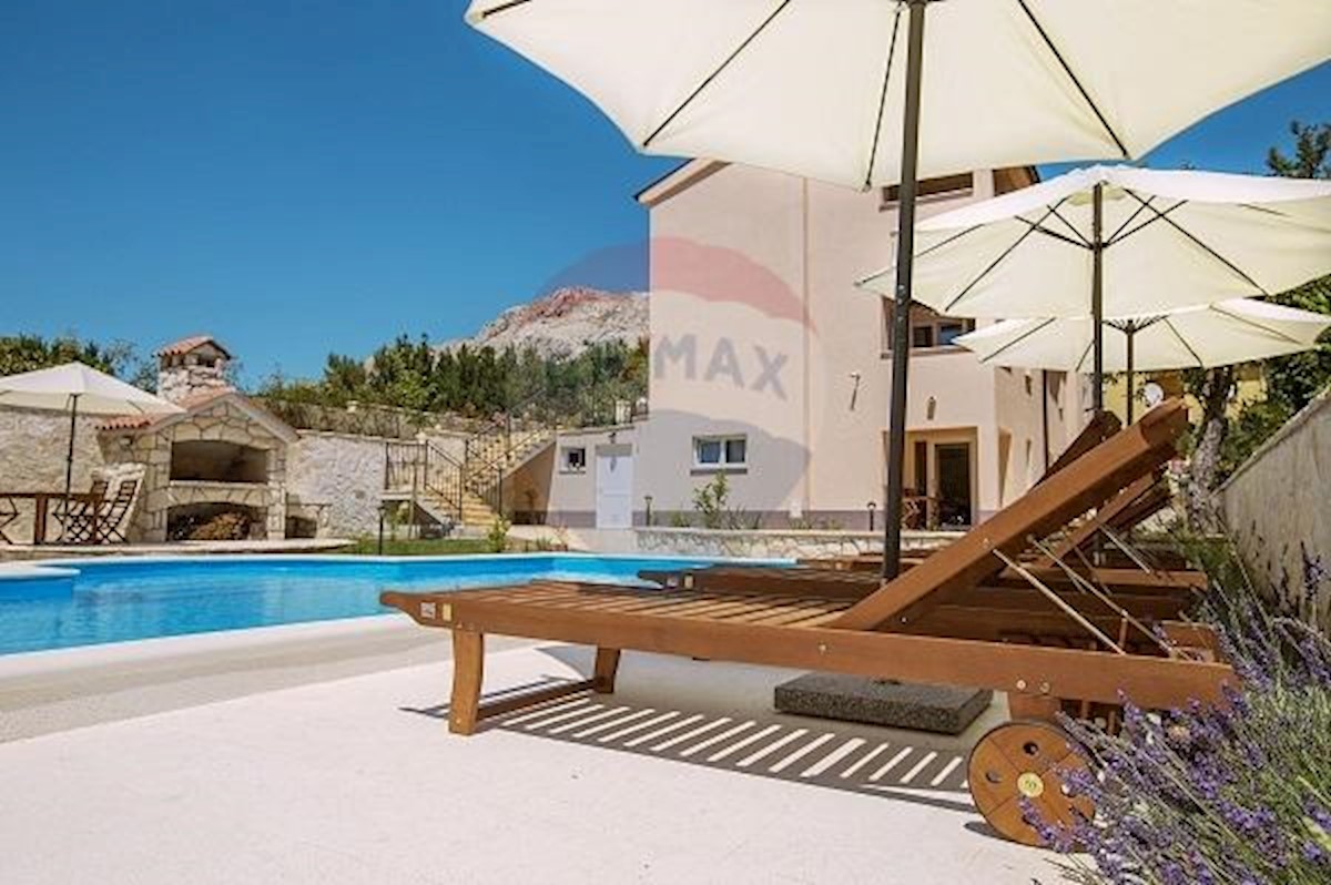 Villa Singola/Casa Vacanza Baška, 360m2