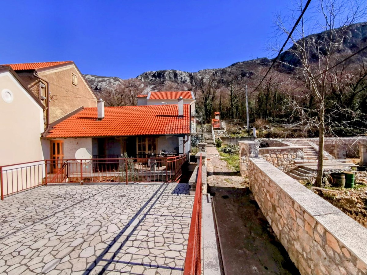 Casa Tribalj, Vinodolska Općina, 377m2