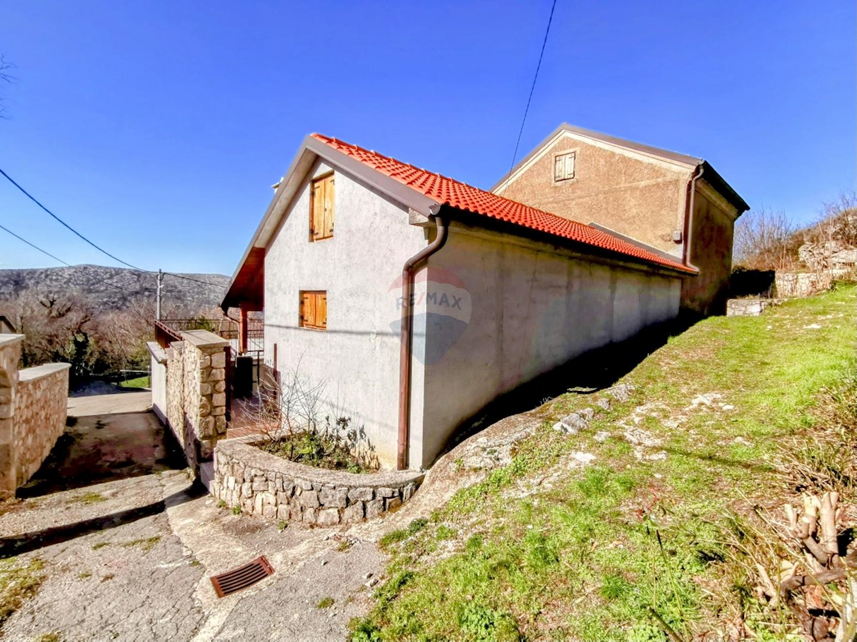 Casa Tribalj, Vinodolska Općina, 377m2