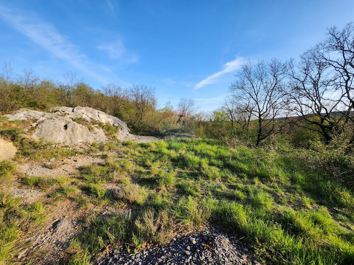 Terreno edificabile Cernik, Čavle, 2.214m2
