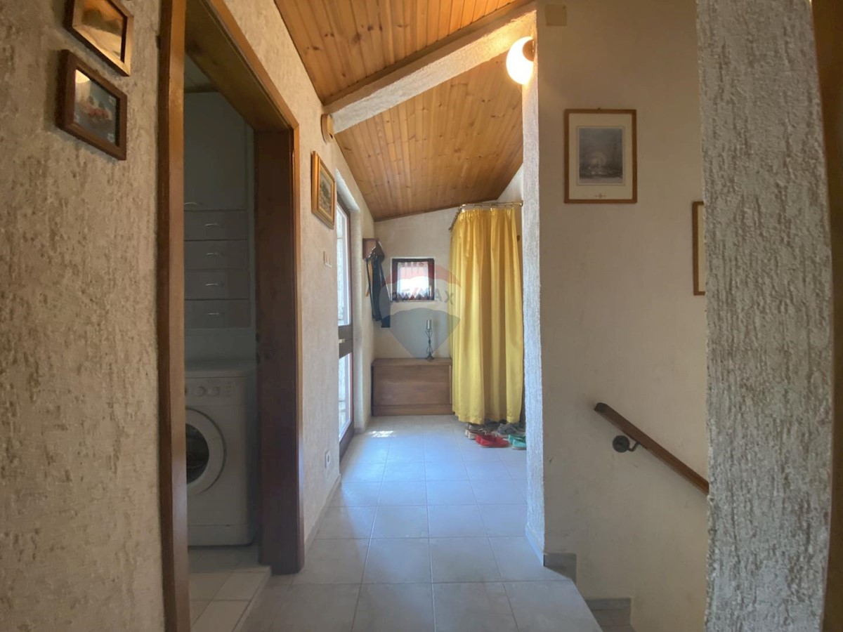 Casa Kras, Dobrinj, 90m2