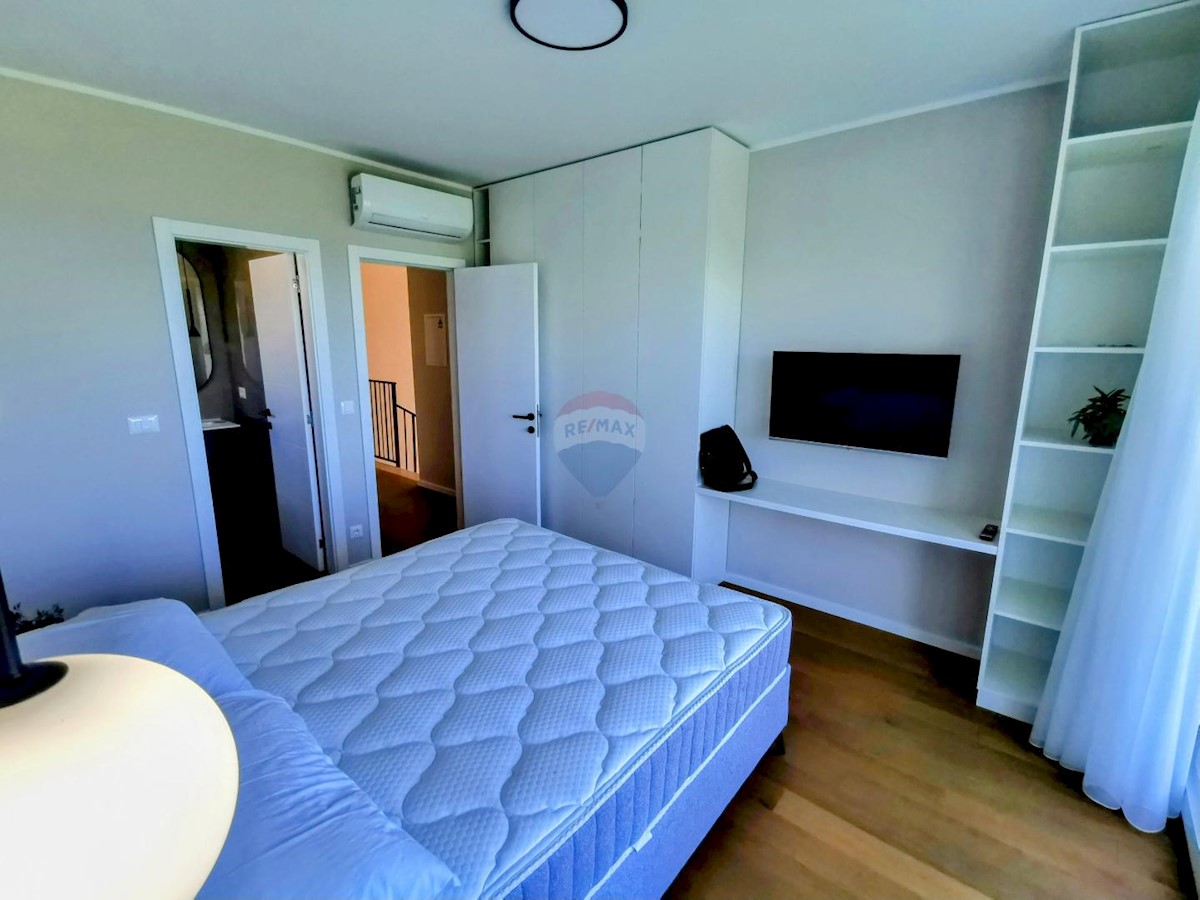 Kraljevica, Šmrika, villa con piscina e vista mare