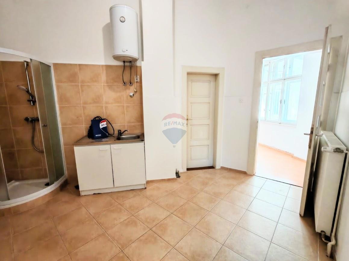Appartamento Zvijezda, Karlovac, 258m2