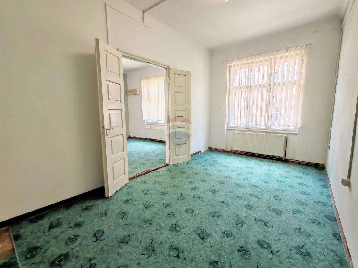 Appartamento Zvijezda, Karlovac, 258m2