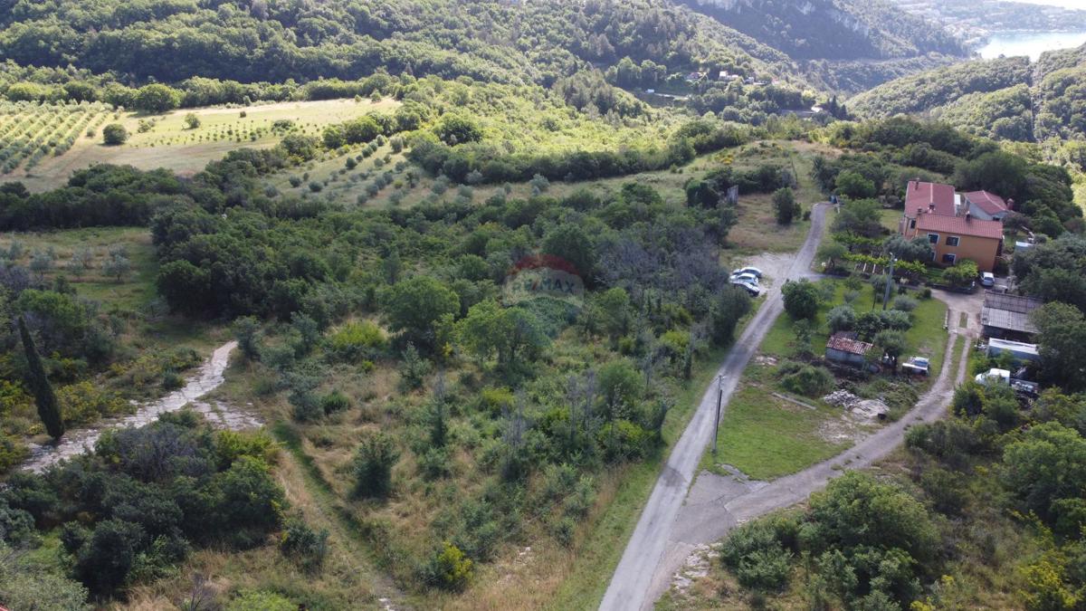 ISTRIA, LABIN - Terreno agricolo in una posizione fantastica  