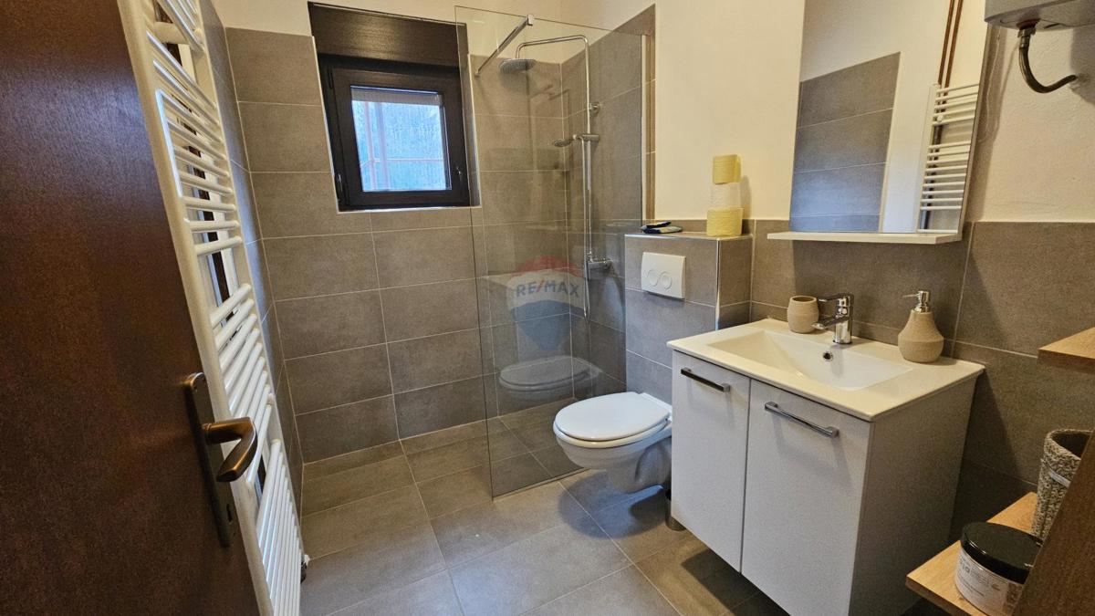 Casa Brod na Kupi, Delnice, 252m2