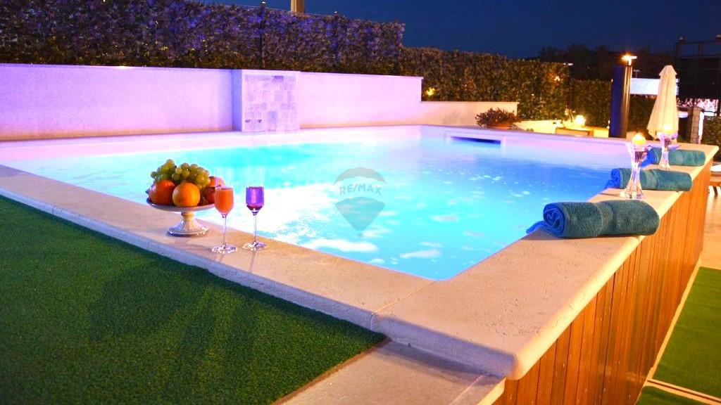 Casa Kaštel, Buje, 597,01m2