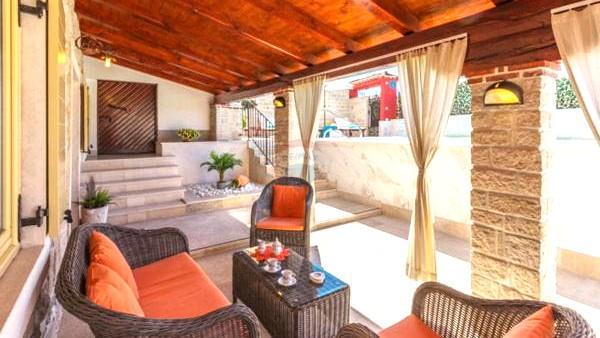 Casa Kaštel, Buje, 597,01m2