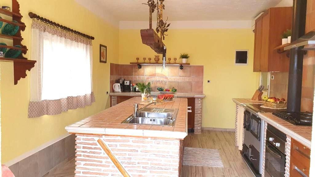 Casa Kaštel, Buje, 597,01m2