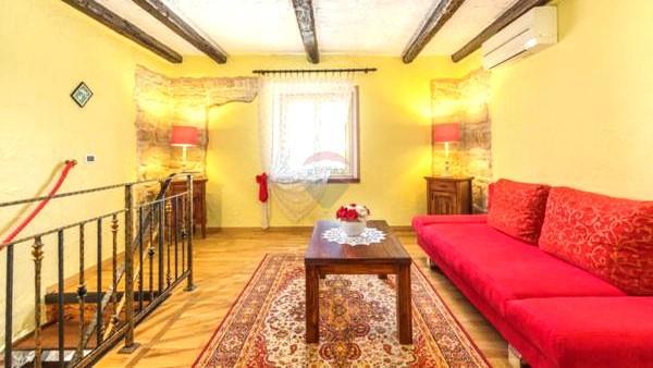 Casa Kaštel, Buje, 597,01m2