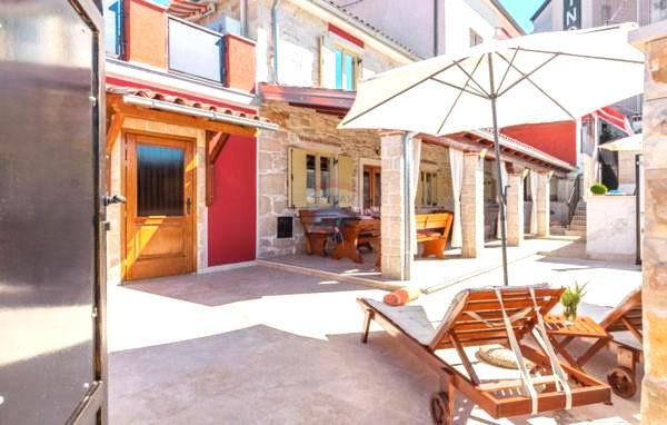 Casa Kaštel, Buje, 597,01m2