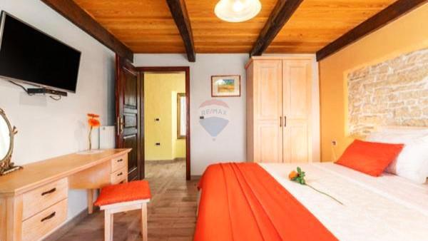 Casa Kaštel, Buje, 597,01m2