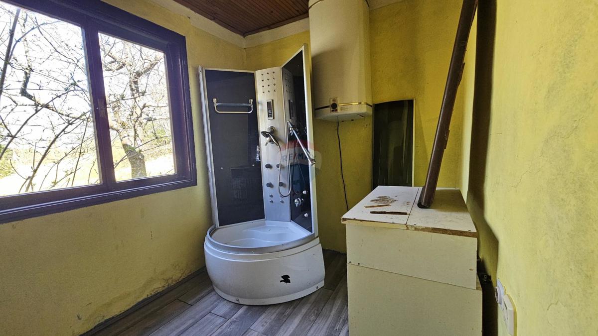 Casa Prezid, Čabar, 3.285m2