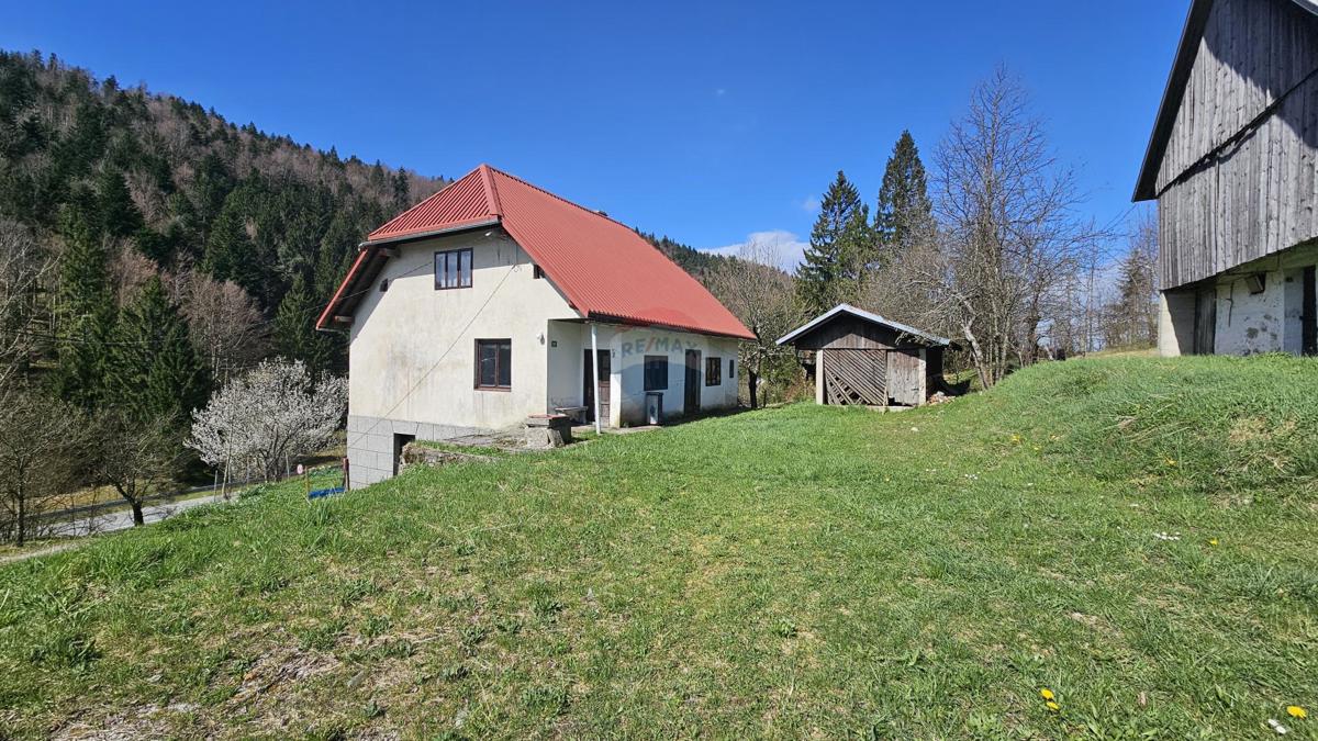 Casa Prezid, Čabar, 3.285m2