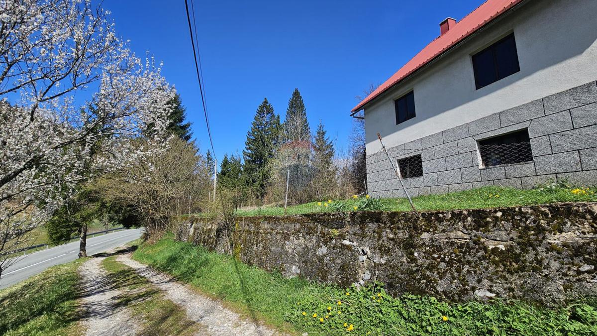Casa Prezid, Čabar, 3.285m2